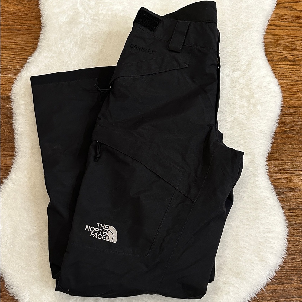 Women’s North face goretex snow pants